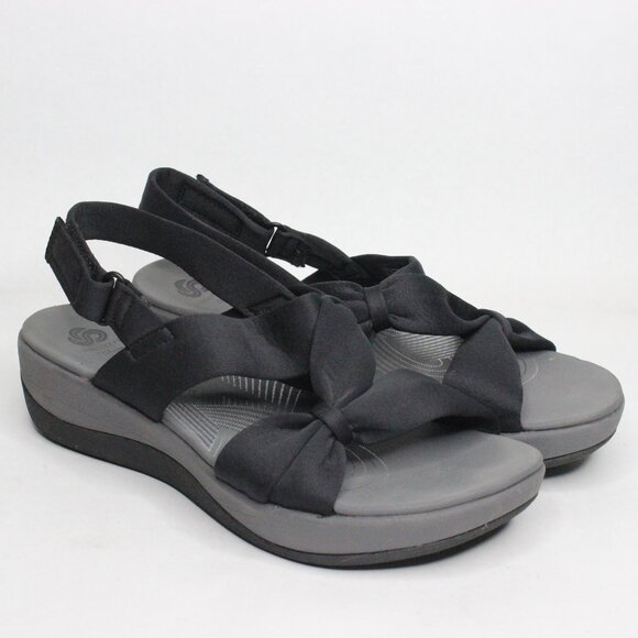 Share CLARKS CloudSteppers Arla Black Comfort Soft Sling Back Sandal Sz 9 - Picture 1 of 8